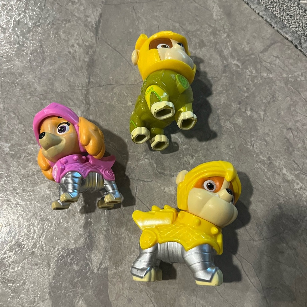 LOT of Paw Patrol Figurines(16) - Picture 7 of 7